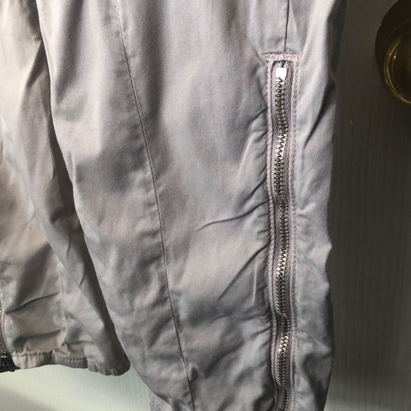 J Brand Pants. Size 30 - Picture 5 of 14